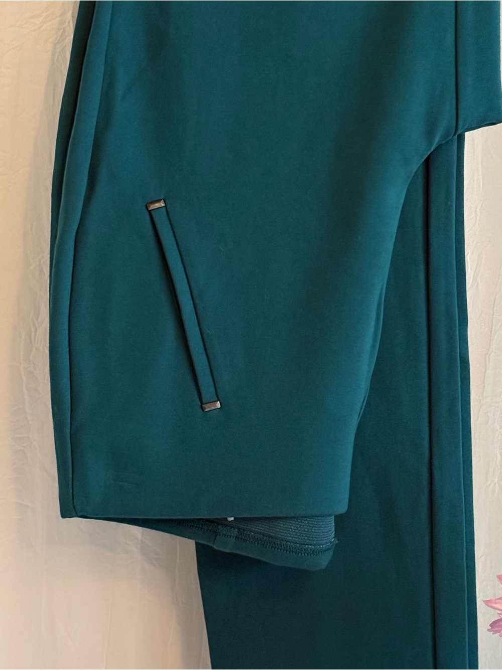NWOT Chicos Juliet Womens 0T 4T Dark Teal So Slimming Ponte Pants Metal Trim